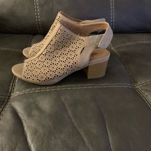 Women’s Heel Ankle Bootie